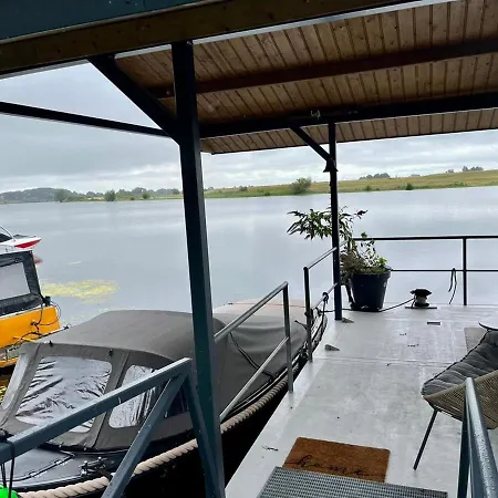 Comfortabele Woonark Met Binnen En Buiten Haard En Bbq! * Nederhemert